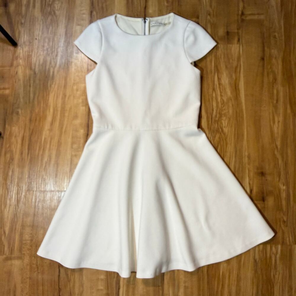 Alice + Olivia White Graduation Tennis Skater Flared Cap Sleeve Mini Dress 6